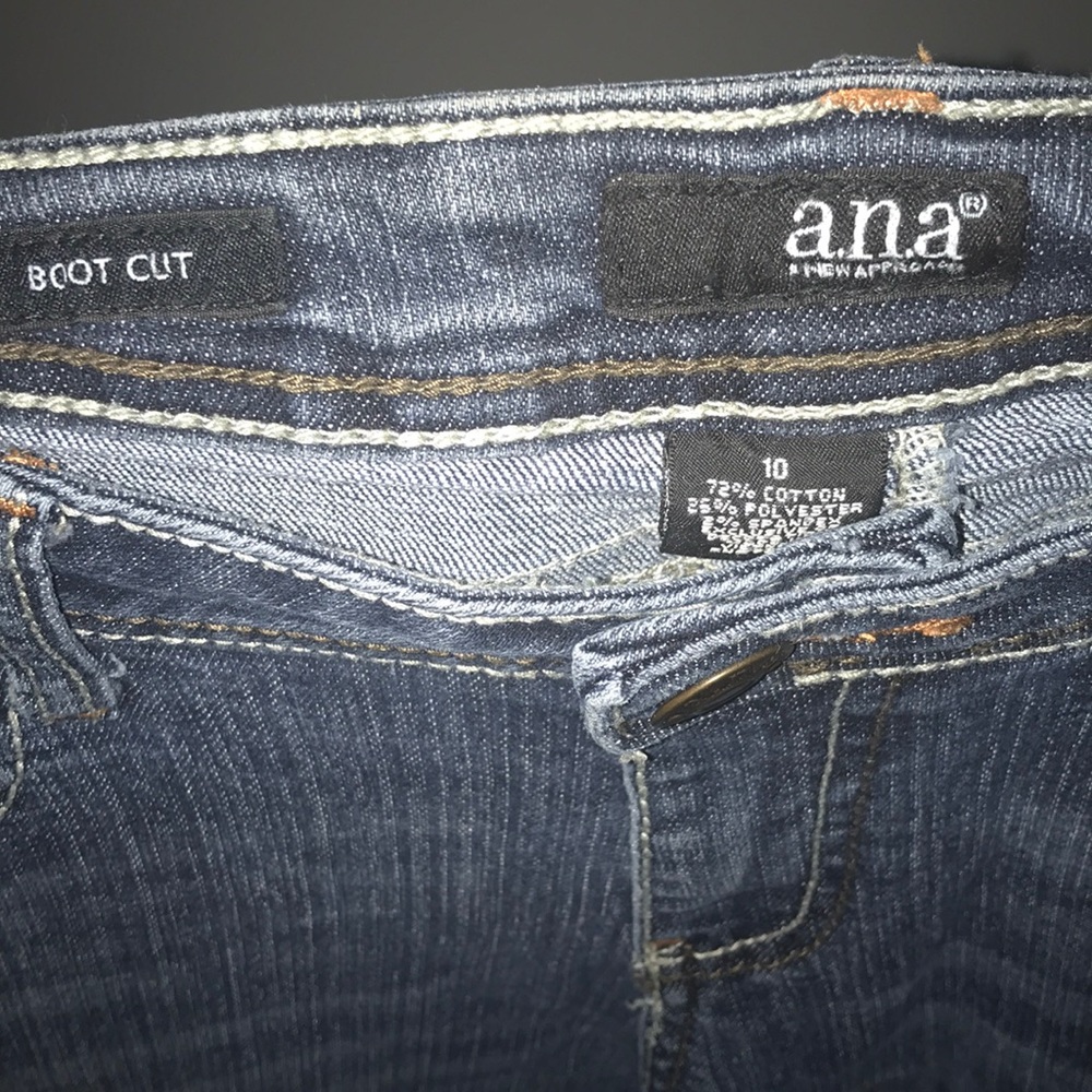 Jeans - Picture 4 of 6
